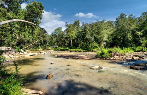 The Holiday Cabin at Lake Lure - Photo 15
