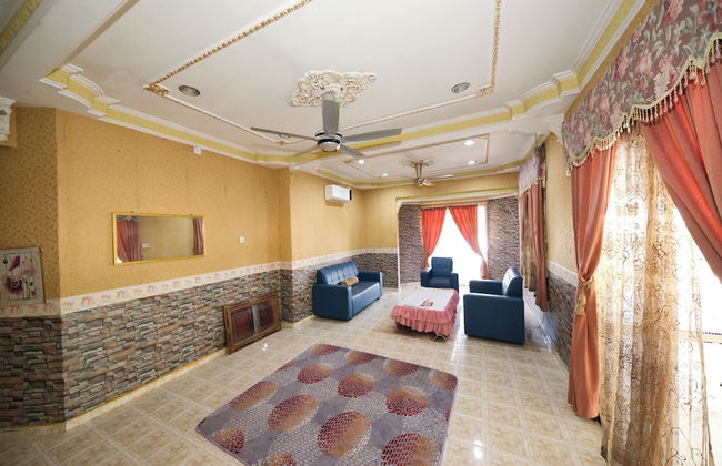 OYO 90990 Sri Tempurung Homestay - Foto 7