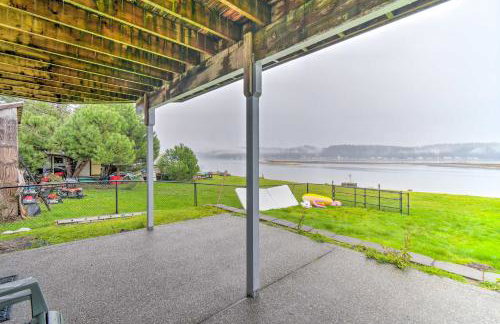 Scenic & Spacious Getaway on North Bay w/ Deck! - Foto 28