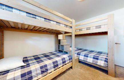 Mid Century Modern Cabin #212 - Walk to Village - Foto 54