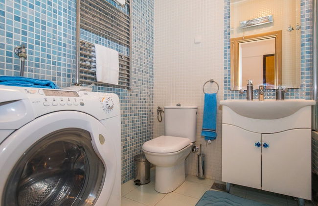 Apartment 3 Beaches With Free Parking - Photo 24