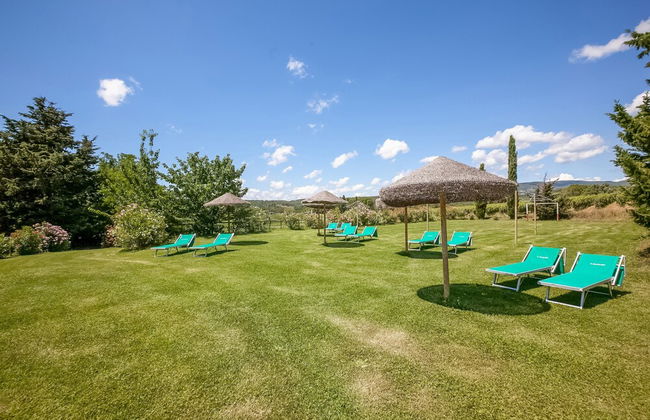 Farmhouse in Montescudaio with Shared Pool near Sea & Park - Foto 35