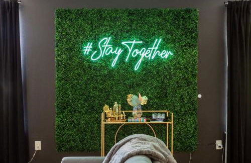 Hot Tub Time Machine - Clubhouse - DT 6 Min Drive - Foto 14