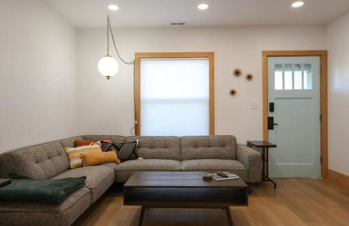 The Duke in Charming Old Towne Elkhorn - Foto 1