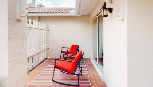 Gulf Gate Getaway - Photo 3