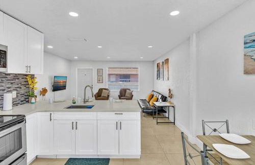 Modern 2br Near Aventura Mall & Sunny Beach - Foto 47