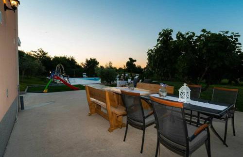 Luxury Villa Maria with large pool - Foto 9