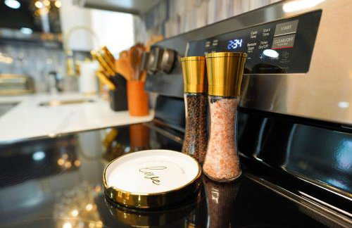 Modern Luxe Retreat -Heart of Chesterfield - Foto 52