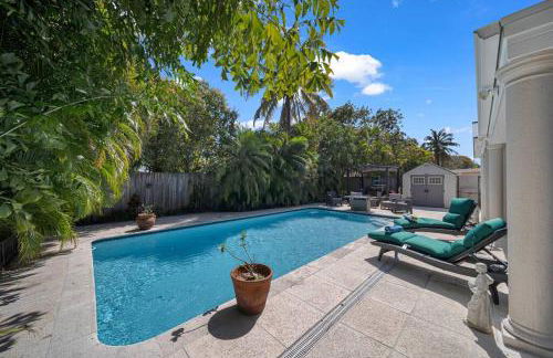 Casa la Miami - Central location Villa with Pool & Gym - Photo 16