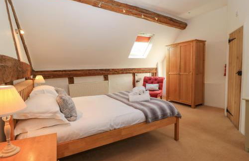 April Cottage - Photo 15