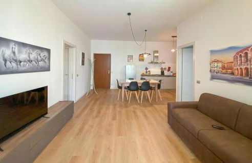 Gorgeous Apartment In Ospedaletto Di Pescant - Foto 18