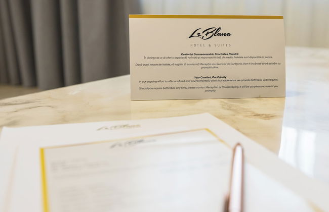 Le Blanc Aparthotel - Photo 41