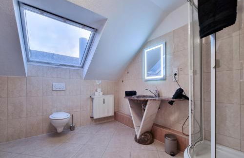 Alpha Apartments - Photo 20