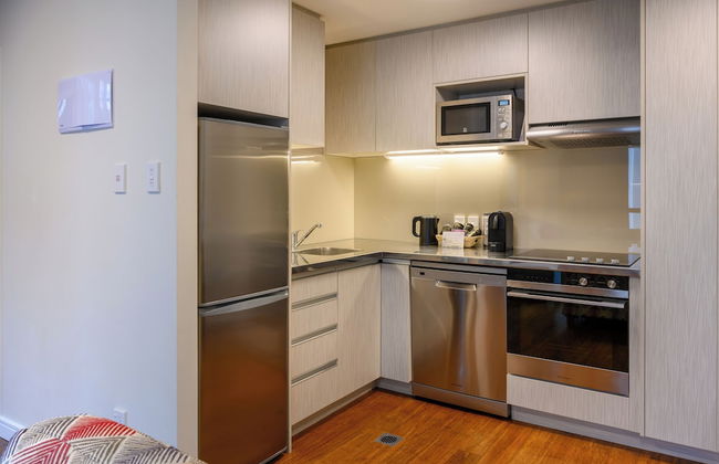 Boulcott Suites - Photo 58