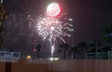 JJs Beach Condo - Photo 12