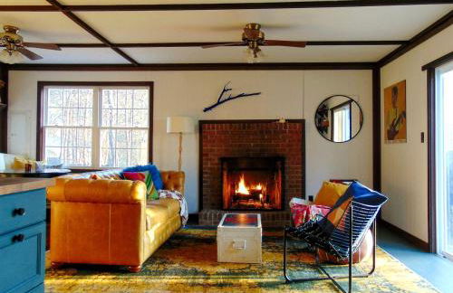 Rustic Mountain Cabin with Porch & Fire Pit in New Market, Virginia - Photo 15