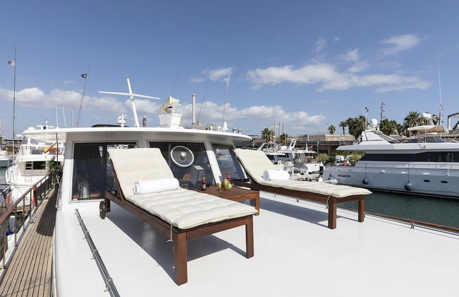 Luxury Boat in Port Forum - Photo 33