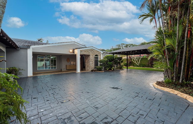 6Room Corner Bungalow PJ Garden Wedding - Foto 1