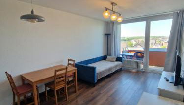 Zentral gelegenes Zwei-Zimmer Apartment mit Skylineblick - Foto 2