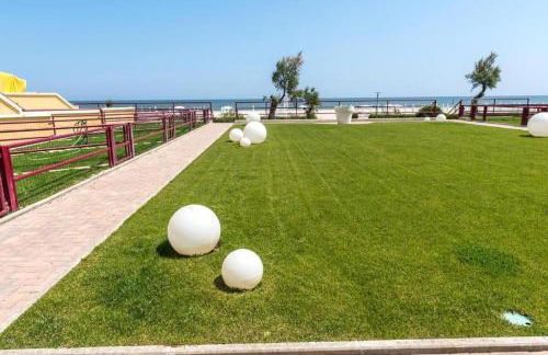 SE031 - Senigallia, bilocale fronte mare al residence Piramidi - Foto 2