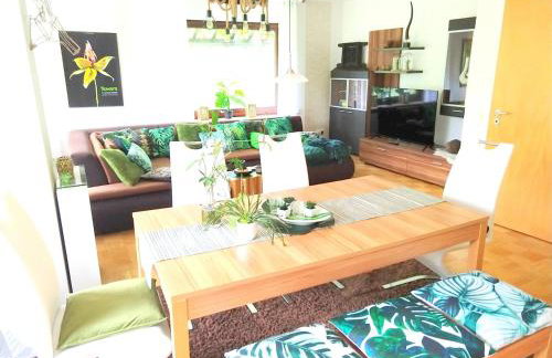 Moderne große Wohnung in herrlichem Naturgrundstück - Foto 10