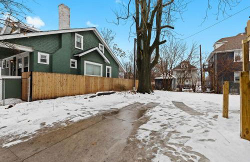 Loft w Fenced Yard Pet-Friendly Near Downtown - Foto 9