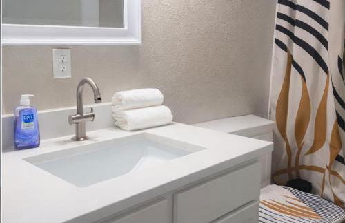 5 Mins To UNT & Texas Health Baylor Scott - Foto 4