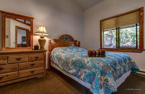 Private Cabin Rental with Wood-Burning Fireplace in Canadensis, Pennsylvania - Foto 3