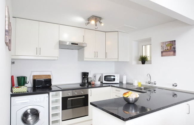 Remarkable view over Cascais Bay - Photo 12