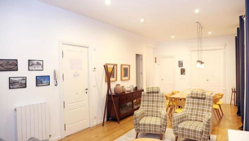 PISO EXCLUSIVO FRENTE AL CASCO VIEJO CON PARKING GRATIs - Foto 3