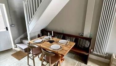 TudorRose Townhouse - A New Unique Town Centre Home - Foto 4