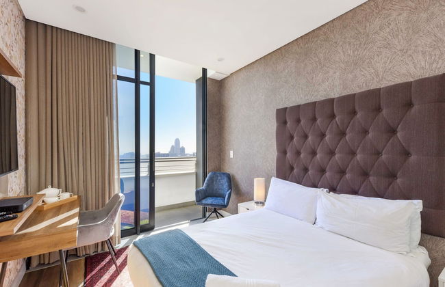 Illovo Central Apartments - Photo 4