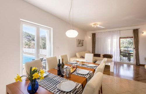 Villa Arbareto with heated swimming pool - Photo 10