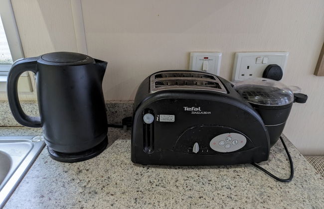 Homely 2 bed Caravan in Portland Dorset - Foto 5