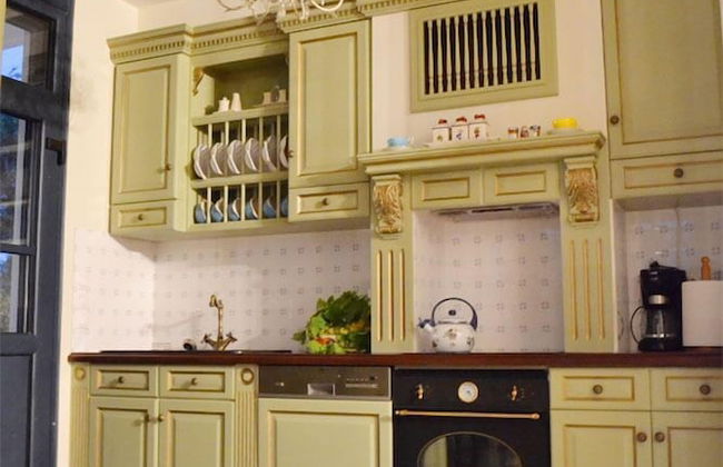 Mikamas Villa - Photo 8