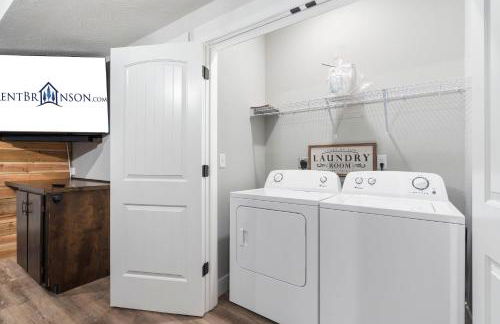 Private Hot Tub, Lake View, 49400 of Free Daily Tickets, Unique Floor Plan! - Foto $