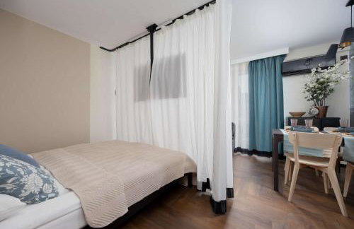 Central Warsaw Modern Studio with AC and next to the Metro by Noclegi Renters - Foto 5