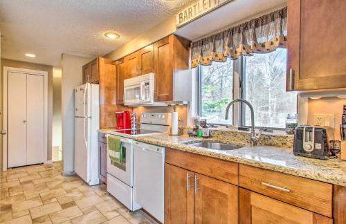 Ski Condo with Pool, Close to Story Land and Attitash! - Photo 12