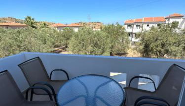 Anestis House - Photo 3