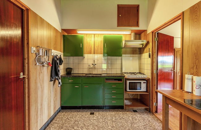 Peaceful Holiday Home near Center in Burgh Haamstede - Foto 6