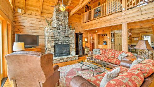 Lake Hartwell Lodge w/ Dock, Theater + Hot Tub! - Photo 4