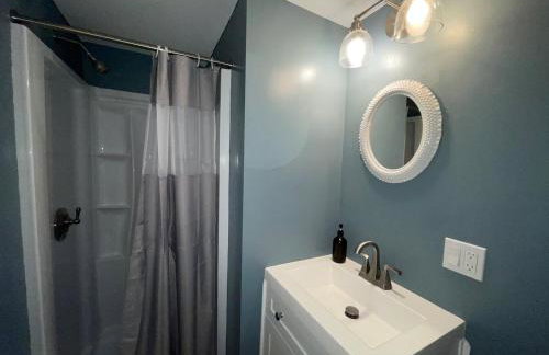Dual-Home Berkshire Retreat Sleeps 16 - Foto 46