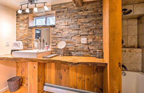 Cozy Castleton Cabin with Fire Pit + Water Access! - Photo 14