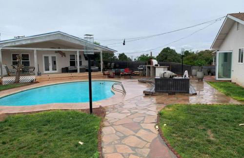 SneakAway in Albuquerque - Foto 11