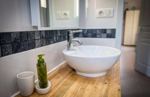 Ambre - Terrace Garden - by TGB - Photo 11