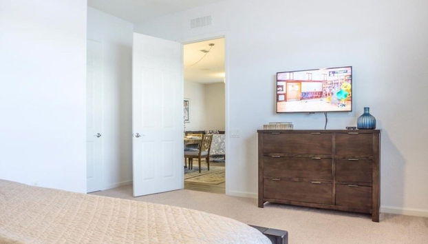 Lakeview Penthouse Elegance 3 Bedroom Condo by RedAwning - Foto 5, Habitación