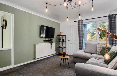 Cosy 2 bedroom flat, with parking & garden - Foto 1