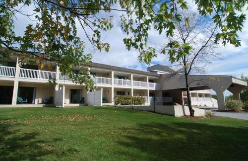 Cedar Lodge Condo with Loft and private balcony - Foto 17
