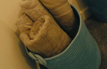 2 Ensuite beds house, sleep 4 With free parking, Self Check-in, and Close link to London, Zone 6 - Photo 21