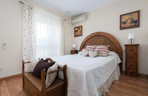 Chalet Pareado & Piscina - Foto 1